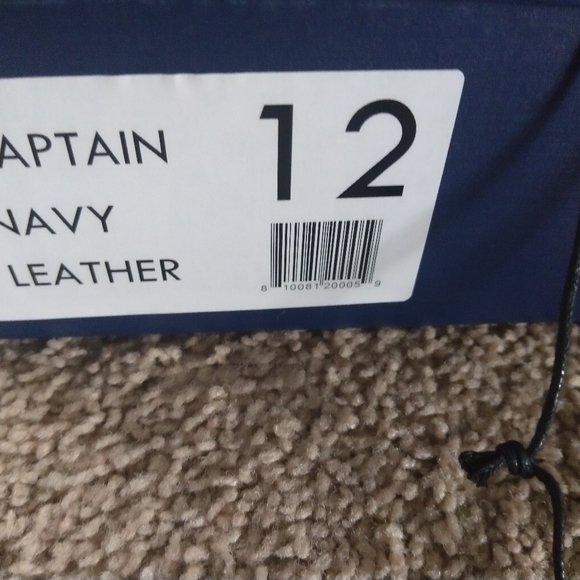 MEN SHOES - Picture 6 of 8